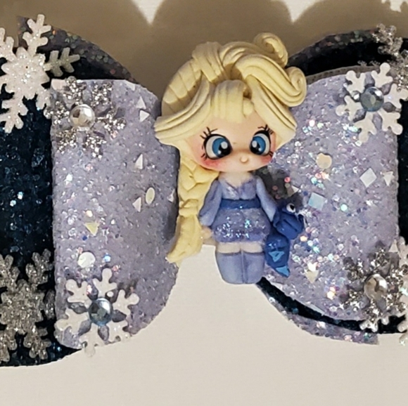 Bows - Picture 5 of 8